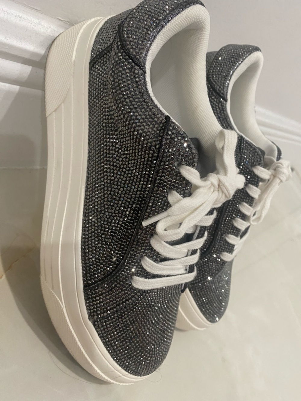 Jessica Simpson Black Cherello 2 Crystal Platform Sneakers